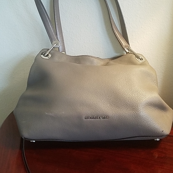 Michael Kors gray leather bag - Picture 1 of 8